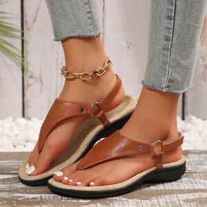 Boutique Summer Walking Thong Cushion Sandals Women's Flat Sandals - Size 7